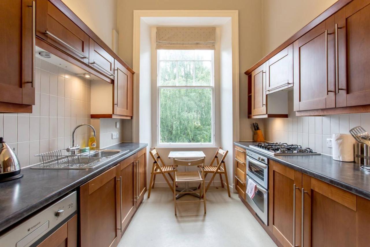 Joivy Spacious Apt In New Town Prime Location EDI Exterior photo